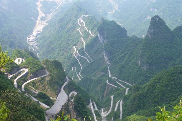 places to explore in china - The Avenue Toward Heaven